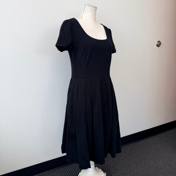 Prada Women's Black Midi Fit & Flare Side Zip Stretch Dress Size EU 46/US 12 - Picture 4 of 12